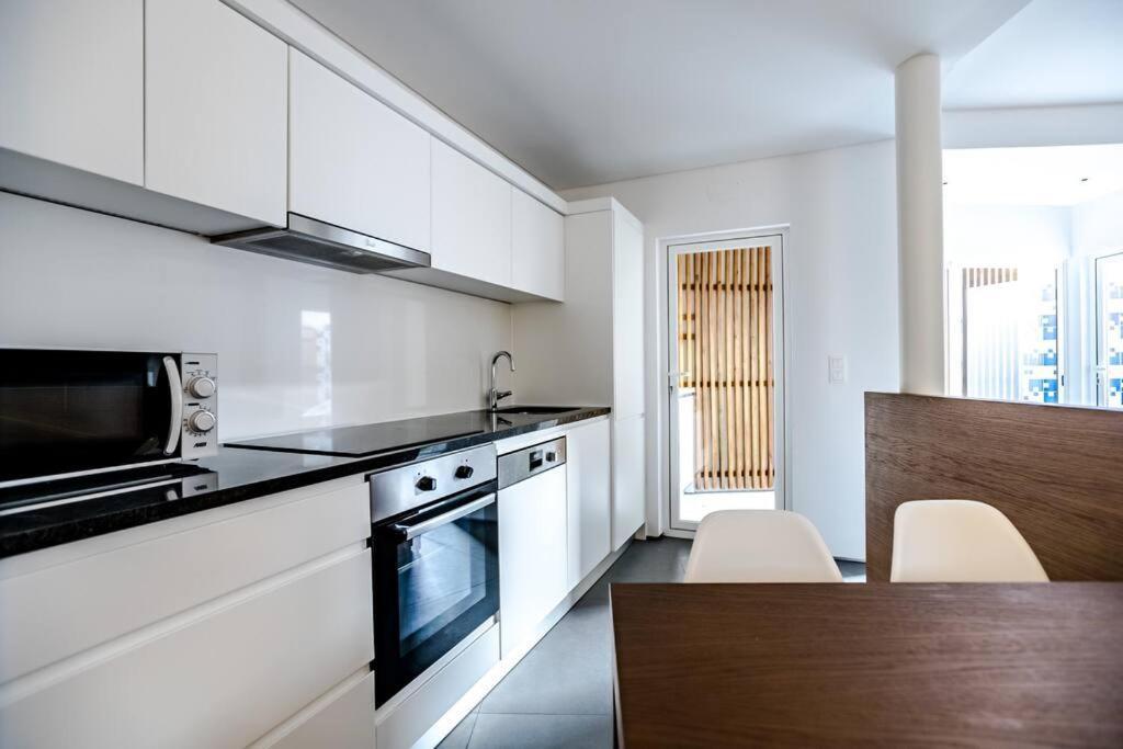 Historic Town Modern Apartment
