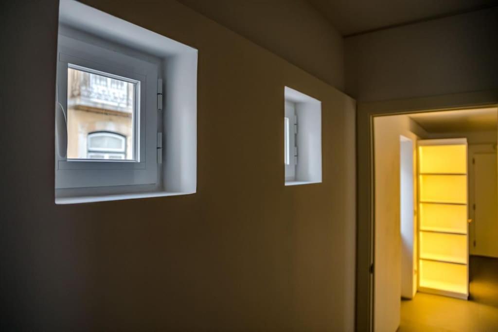 Historic Town Modern Apartment Cascais
