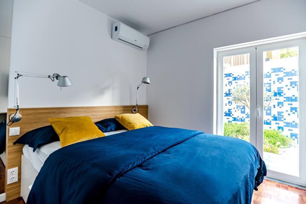 Historic Town Modern Apartment *